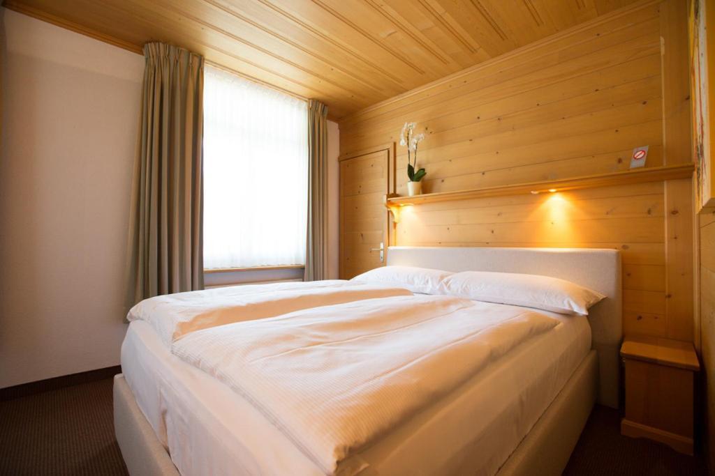 Sonnegg Hotel Zweisimmen Pokój zdjęcie